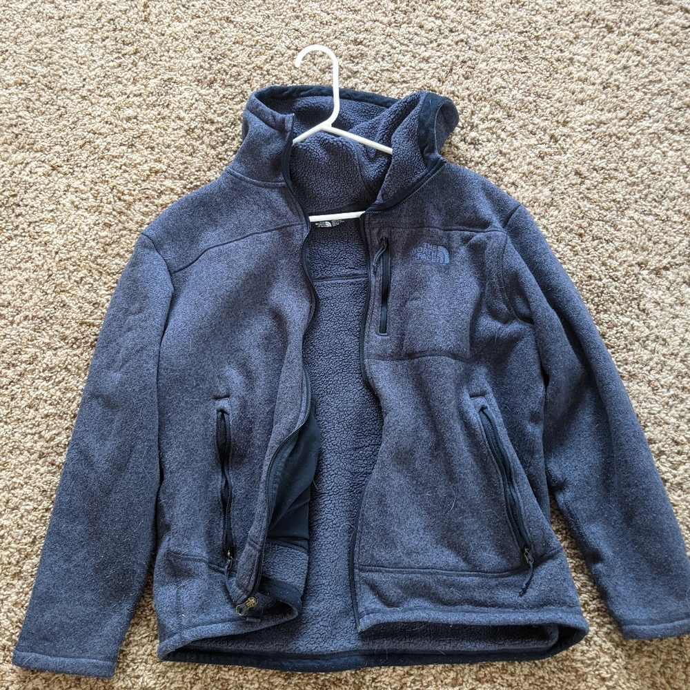 The Northface men's zip up jacket